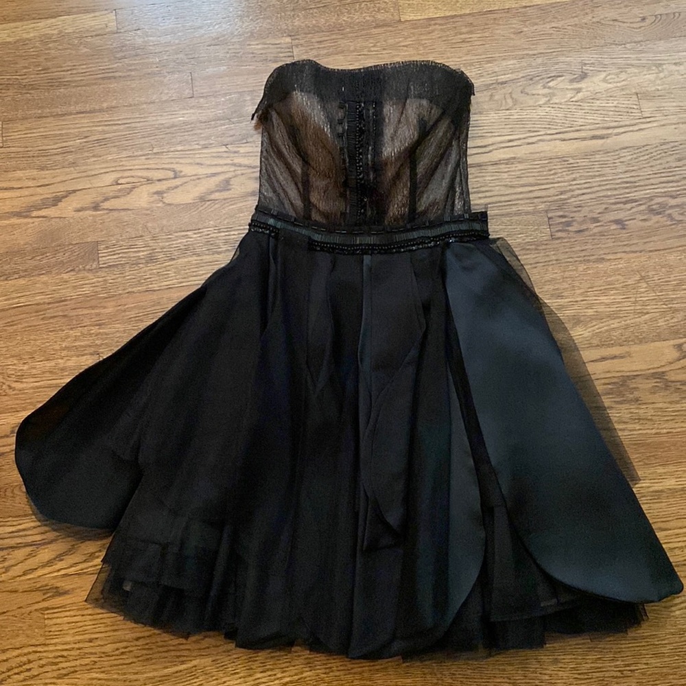 NWT Vera Wang Lavender Label 100% silk and tulle cocktail dress, size 0